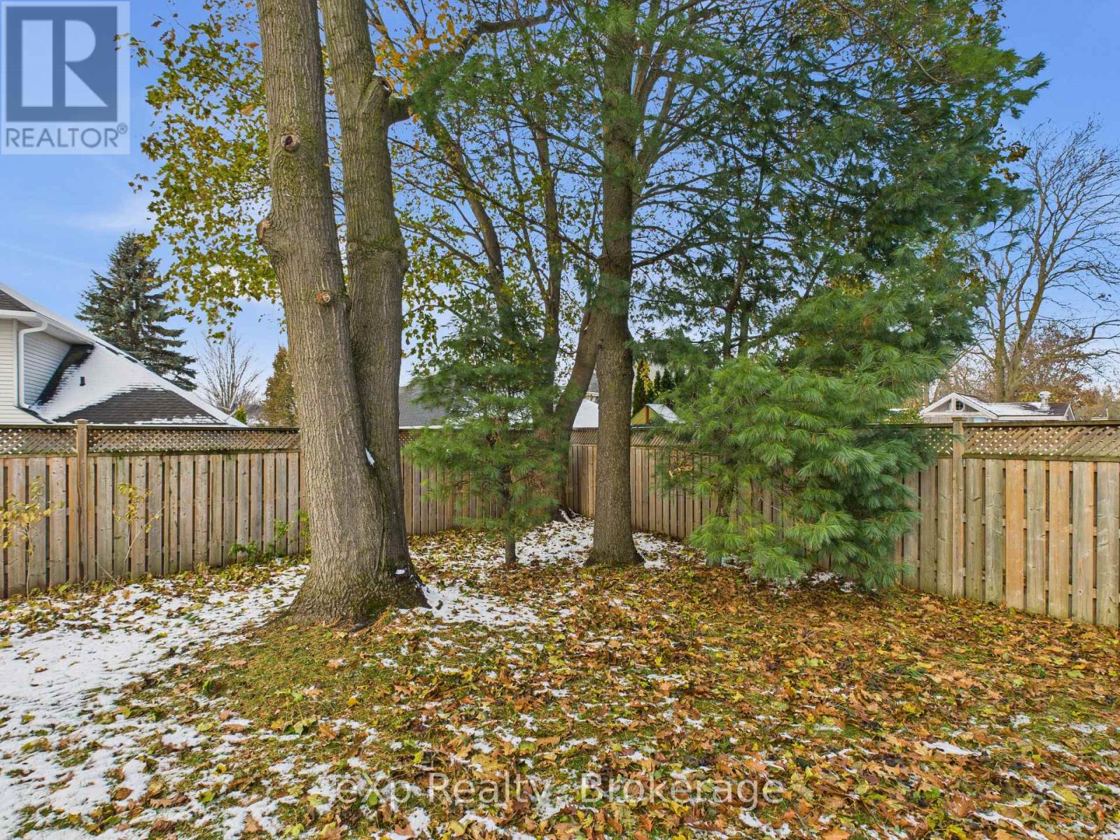 220 4th Avenue, Hanover, Ontario  N4N 2B5 - Photo 9 - X12535774