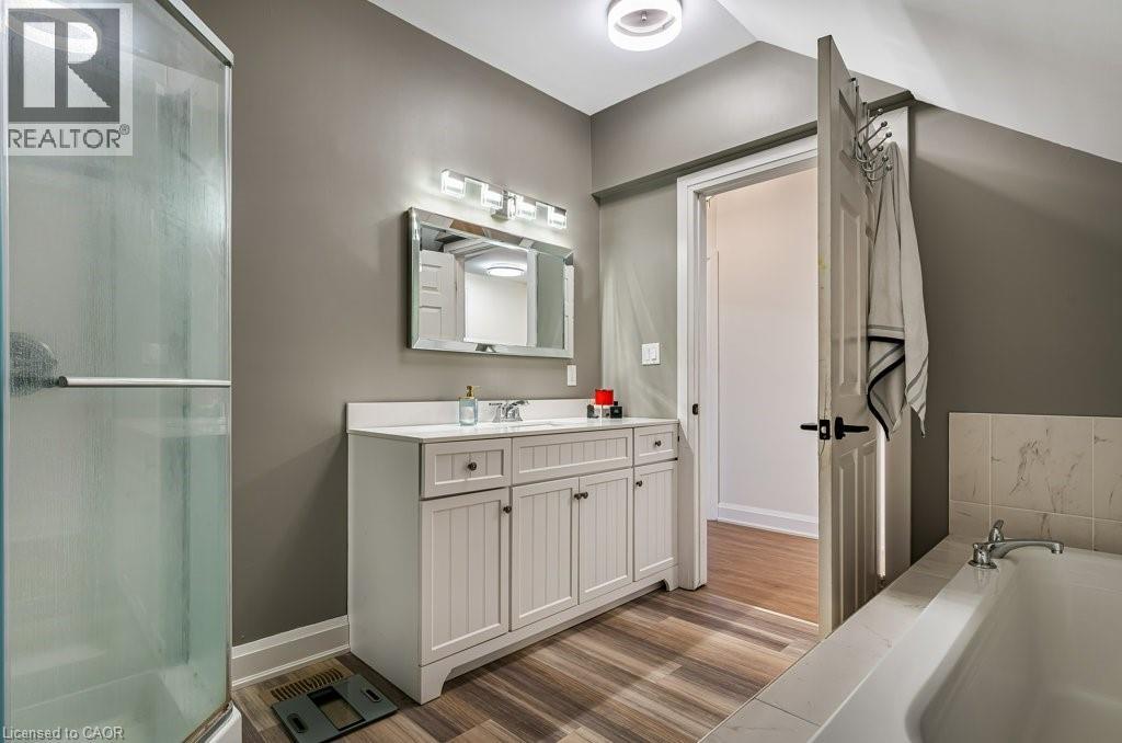 4274 William Street, Beamsville, Ontario  L0R 1B0 - Photo 20 - 40785707