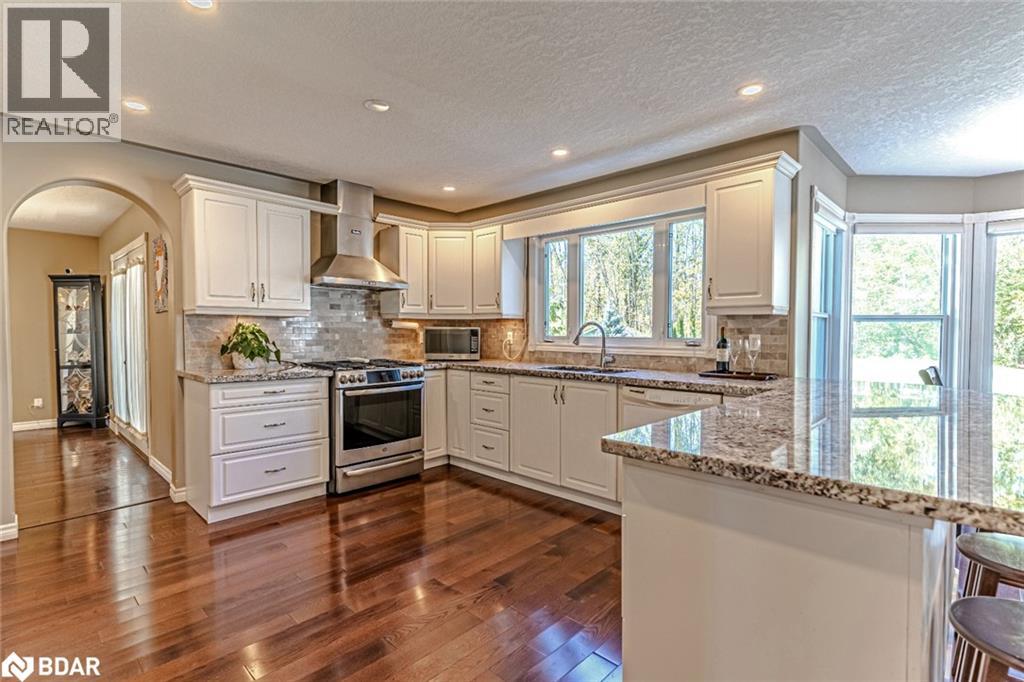 3678 Kimberley Street, Innisfil, Ontario  L9S 2L3 - Photo 3 - 40787669