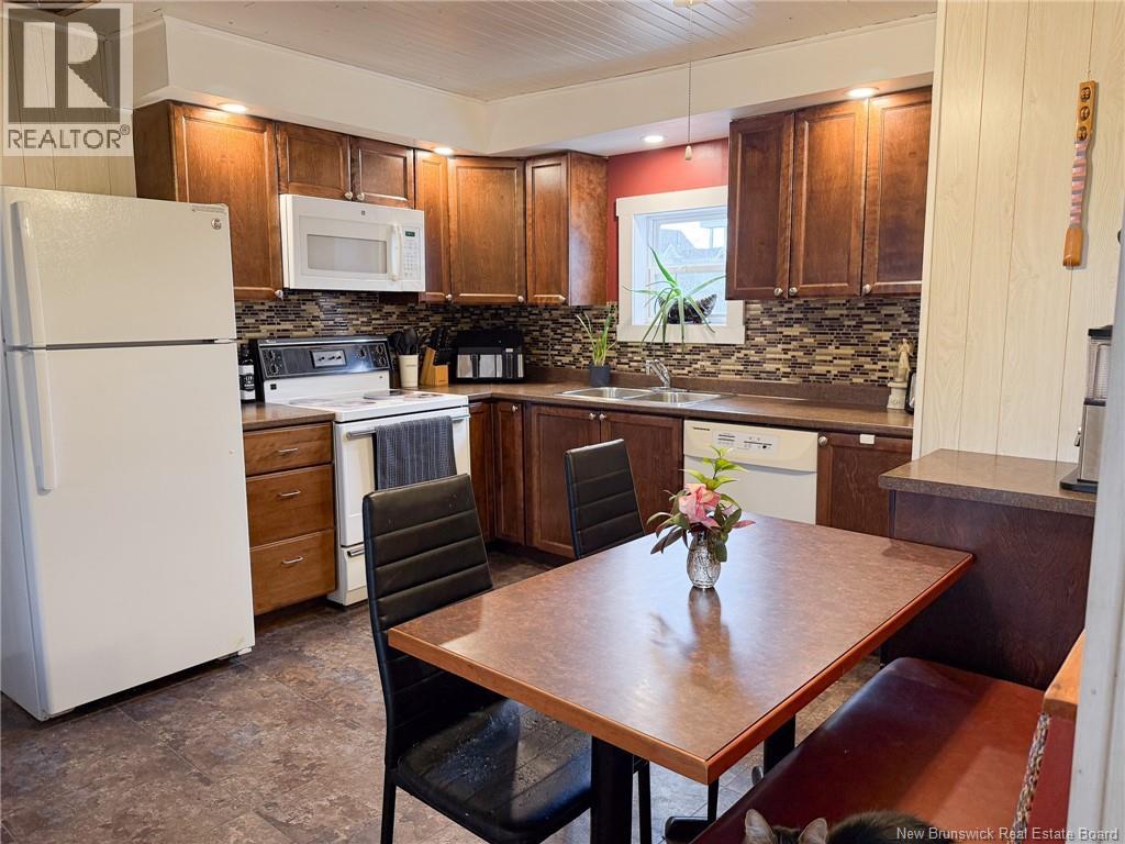 9108 Main Street, Florenceville-Bristol, New Brunswick  E7L 2A4 - Photo 17 - NB129982