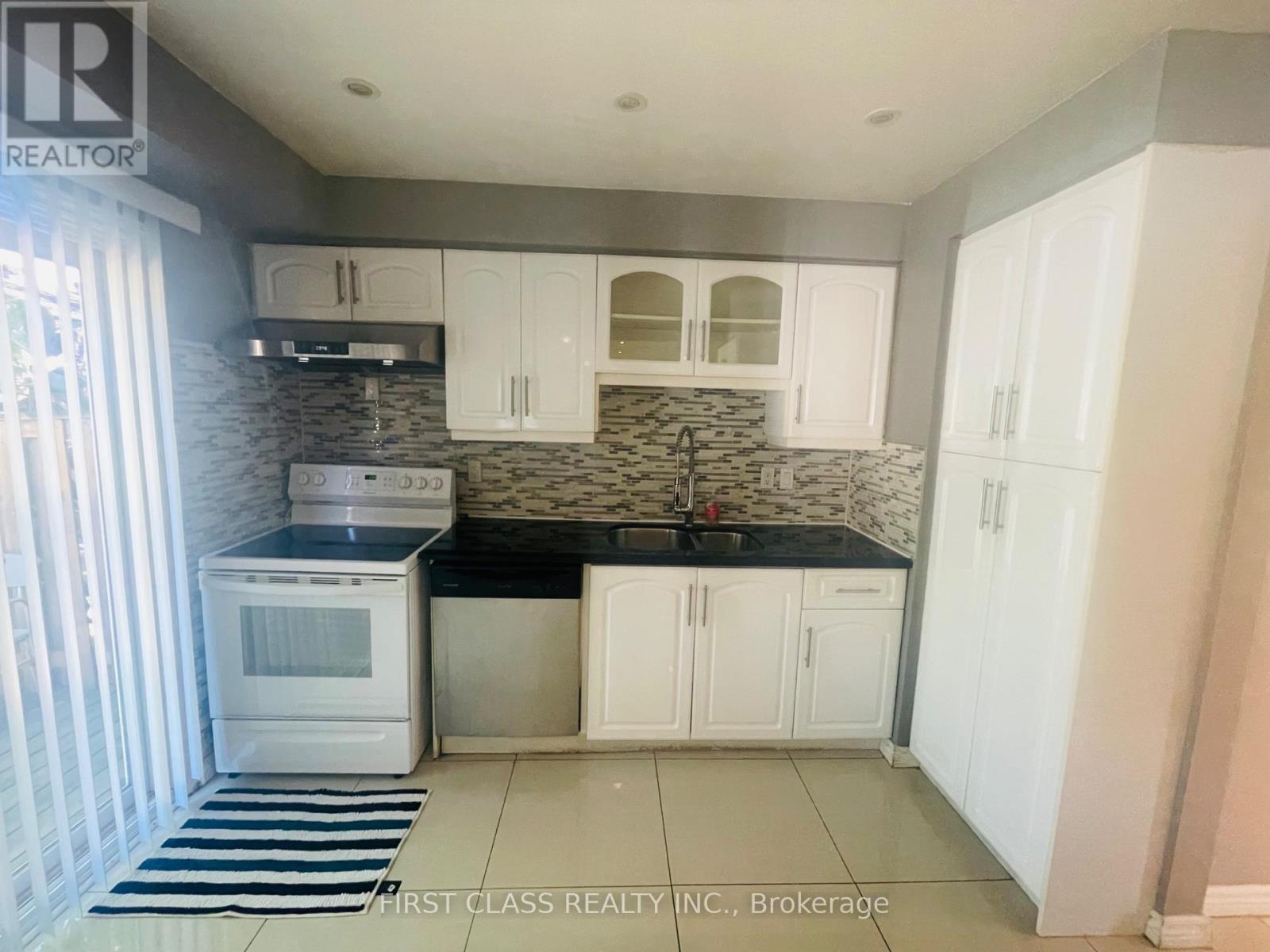 51 - 830 STAINTON DRIVE, Mississauga, Ontario