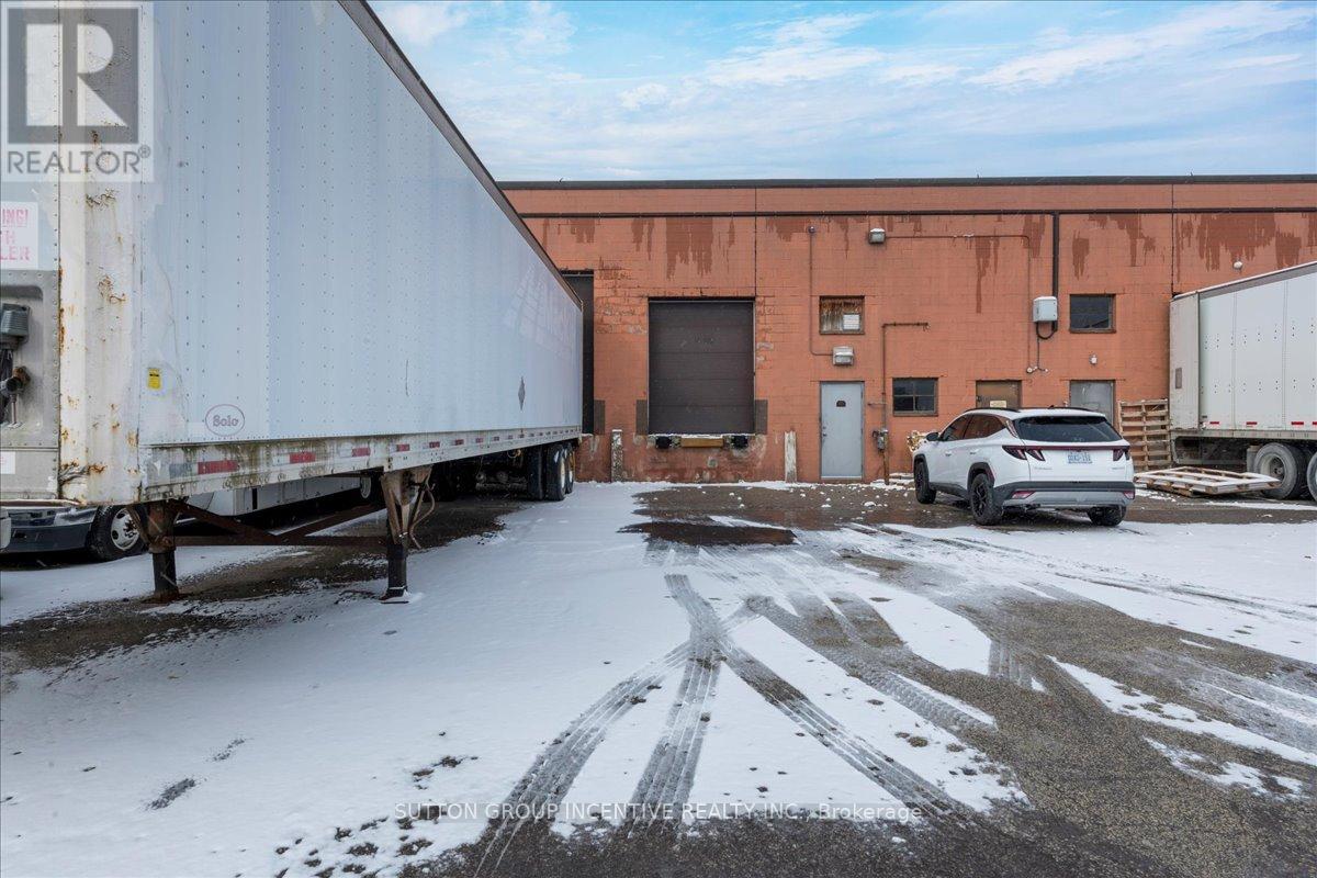 9&10 - 33 Alliance Boulevard, Barrie, Ontario  L4M 5K2 - Photo 2 - S12399673