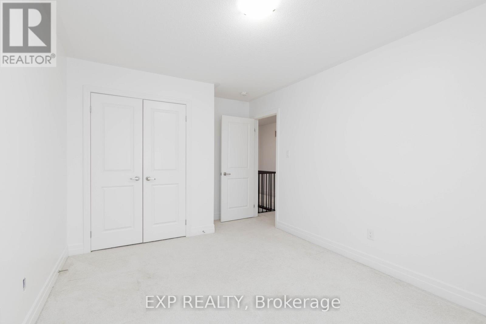 18 Hutton Crescent, Essa, Ontario  L0M 1B6 - Photo 24 - N12535776