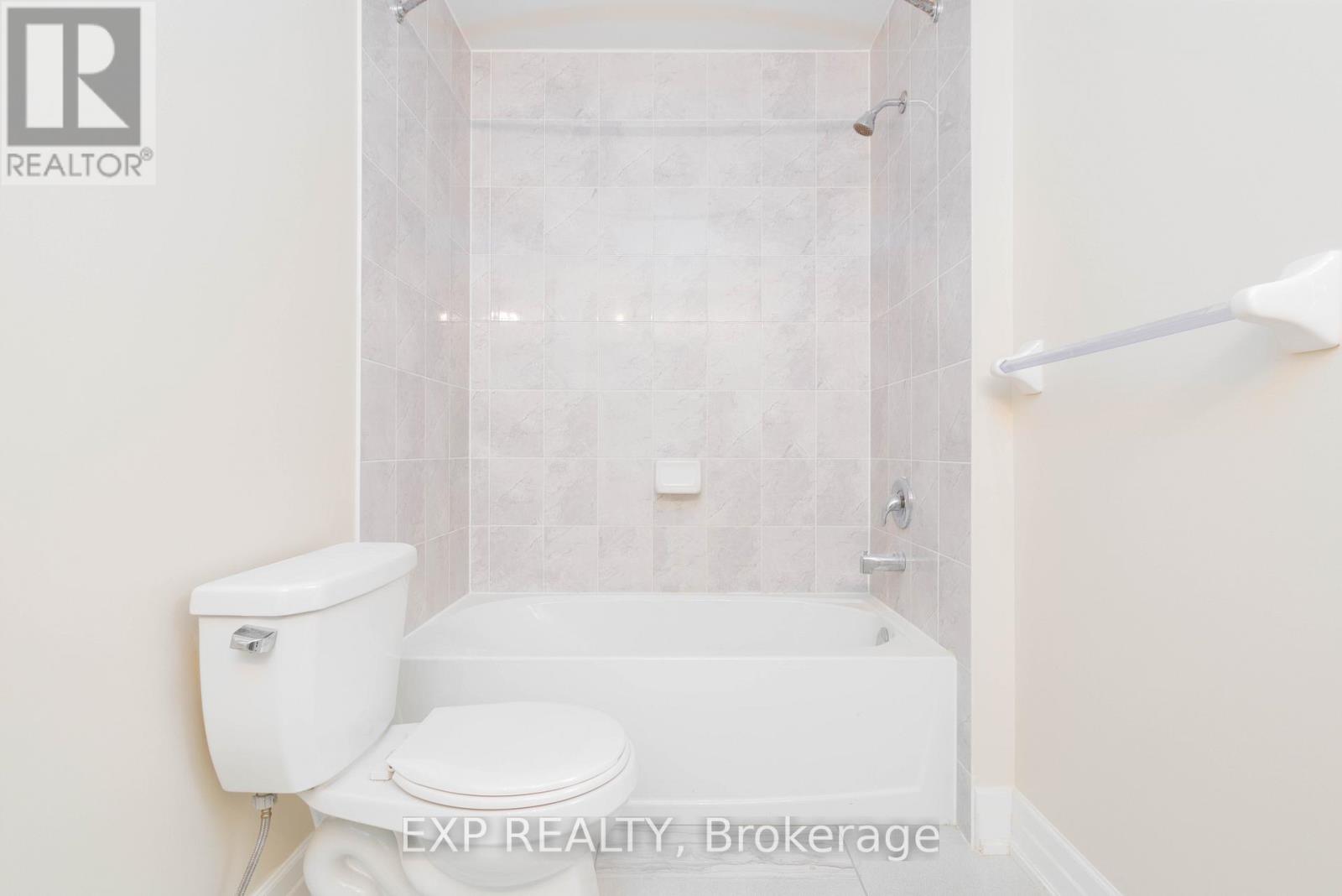 18 Hutton Crescent, Essa, Ontario  L0M 1B6 - Photo 26 - N12535776