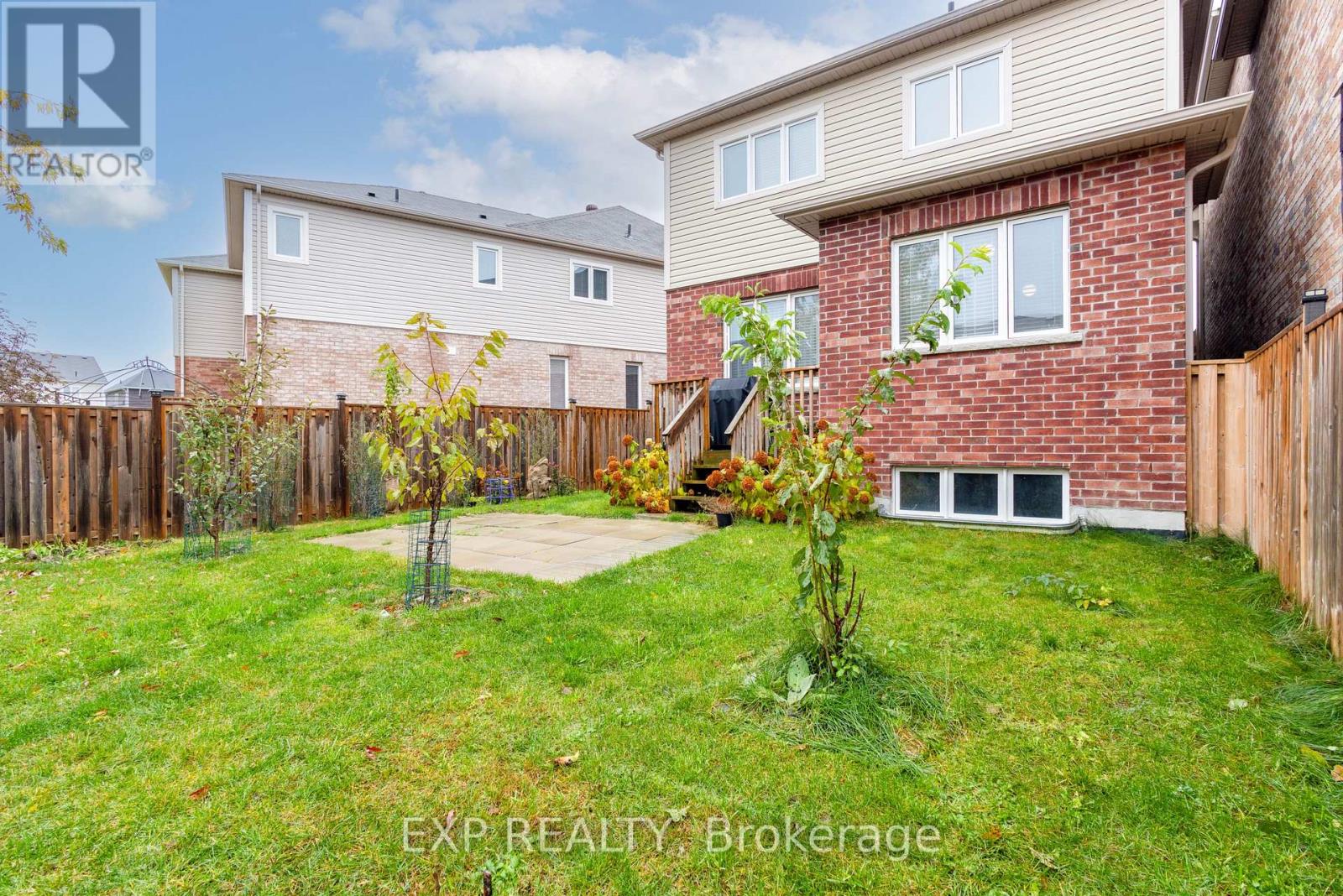 18 Hutton Crescent, Essa, Ontario  L0M 1B6 - Photo 28 - N12535776