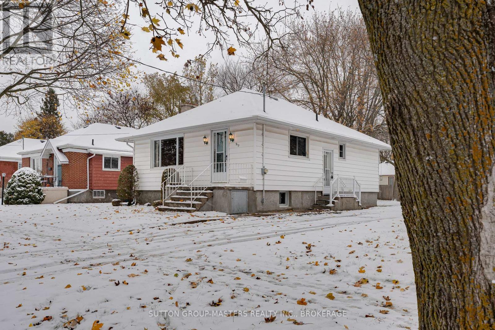 913 Victoria Street, Kingston, Ontario  K7K 4T9 - Photo 3 - X12535844