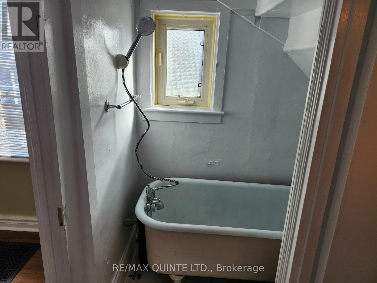 299 Foster Avenue, Belleville, Ontario K8N 3R6 - Photo 11 - X12535810