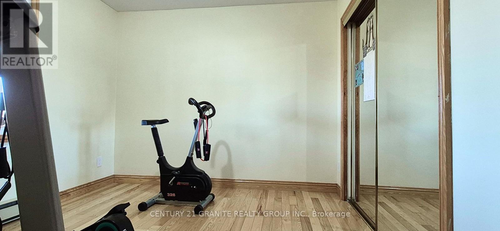 15 East Hungerford Road, Tweed, Ontario K0K 3J0 - Photo 22 - X12535872