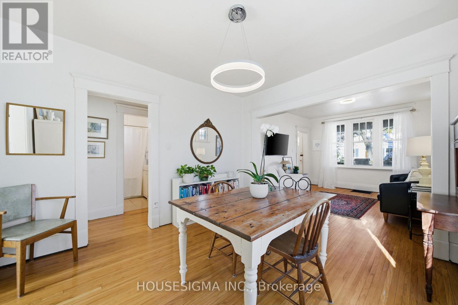 199 Emery Street E, London South, Ontario  N6C 2E3 - Photo 12 - X12535788