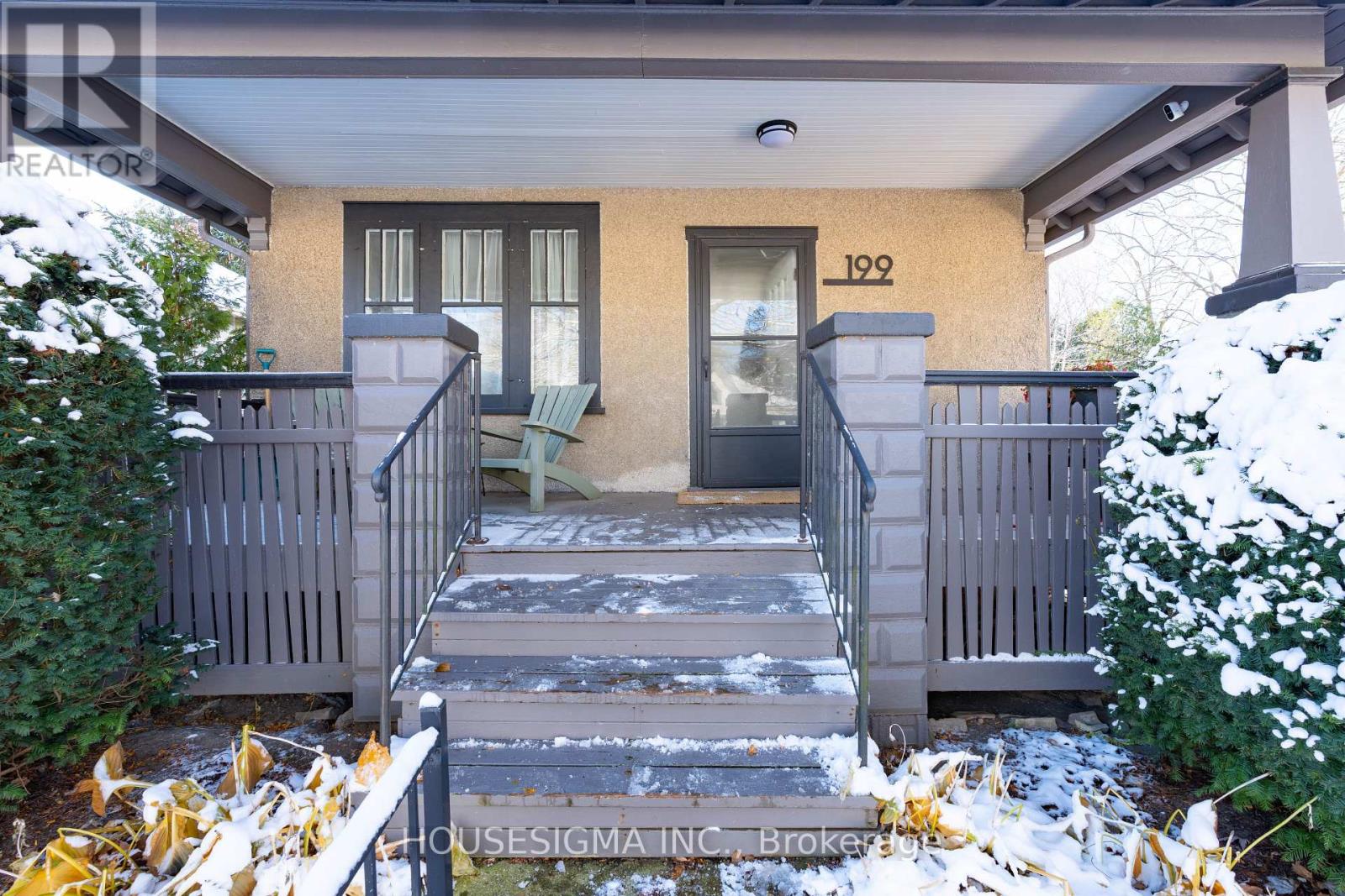 199 Emery Street E, London South, Ontario  N6C 2E3 - Photo 2 - X12535788