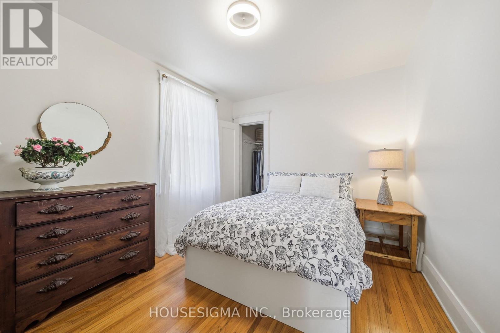 199 Emery Street E, London South, Ontario  N6C 2E3 - Photo 20 - X12535788