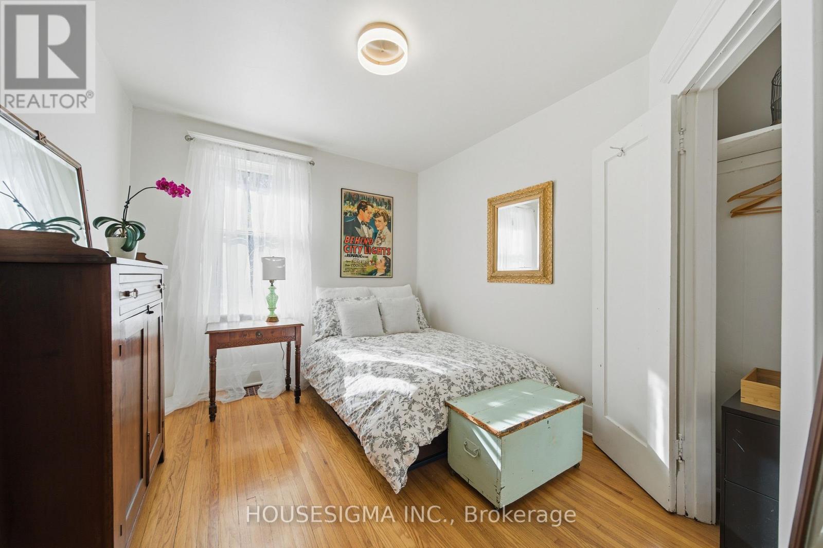 199 Emery Street E, London South, Ontario  N6C 2E3 - Photo 25 - X12535788