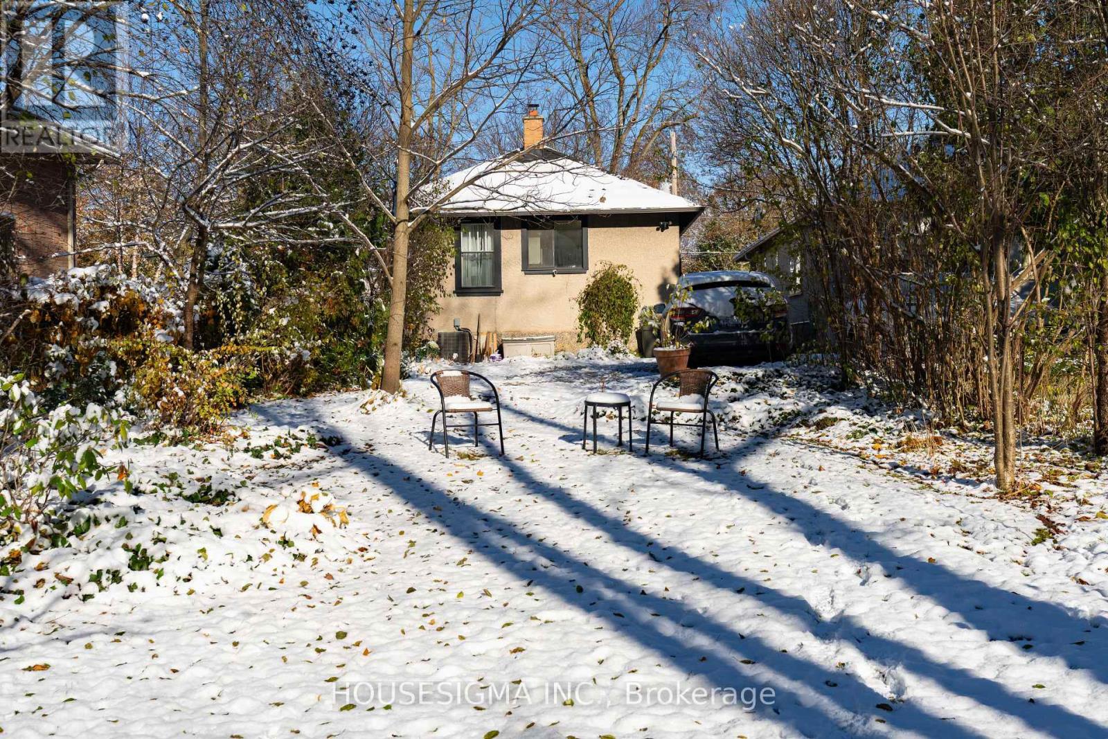 199 Emery Street E, London South, Ontario  N6C 2E3 - Photo 37 - X12535788