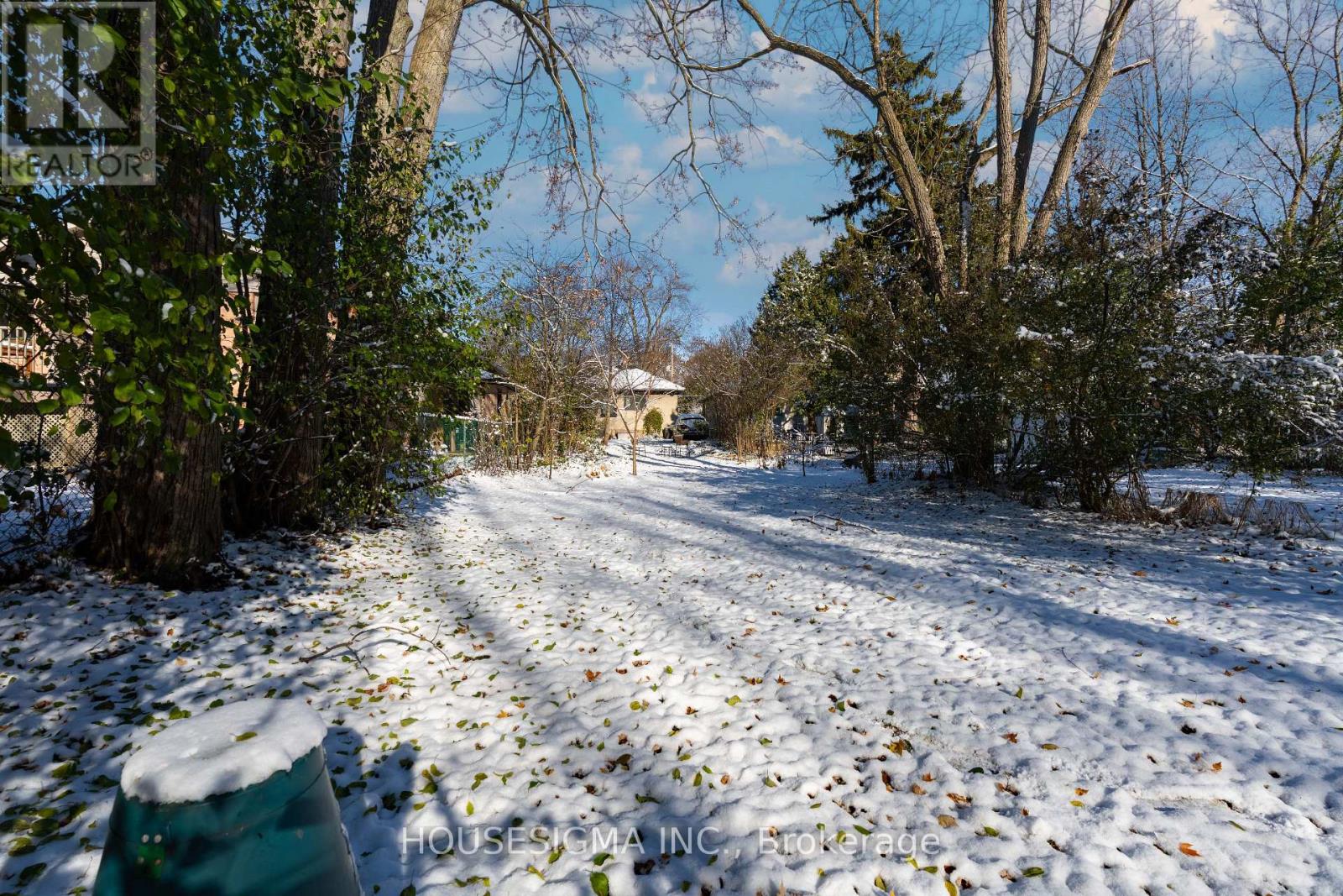 199 Emery Street E, London South, Ontario  N6C 2E3 - Photo 39 - X12535788