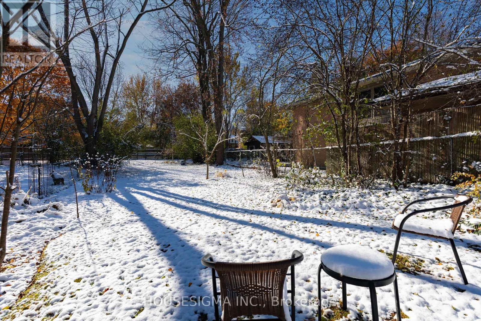 199 Emery Street E, London South, Ontario  N6C 2E3 - Photo 41 - X12535788