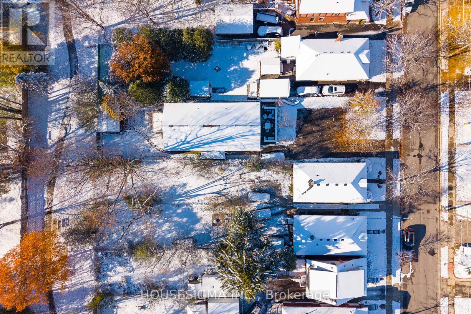 199 Emery Street E, London South, Ontario  N6C 2E3 - Photo 44 - X12535788