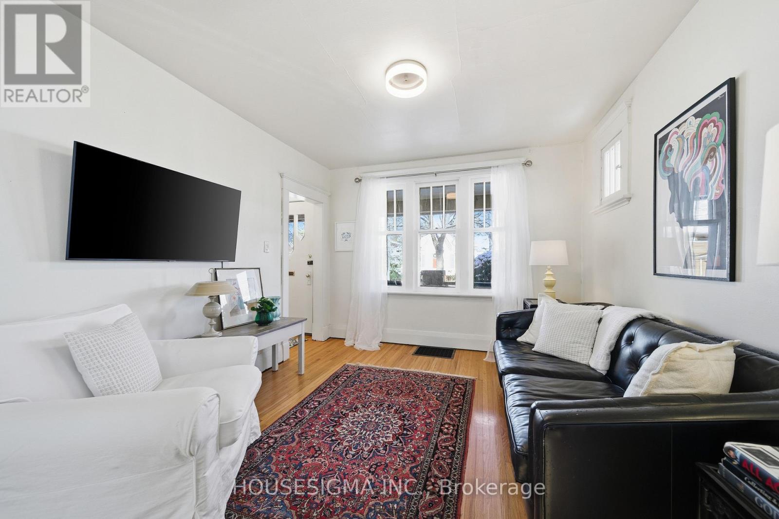 199 Emery Street E, London South, Ontario  N6C 2E3 - Photo 5 - X12535788