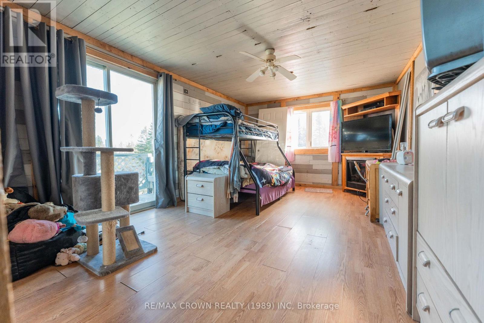 16 Shallow Lake Road E, Mattice-Val Cote, Ontario  P0L 1T0 - Photo 28 - T12535802