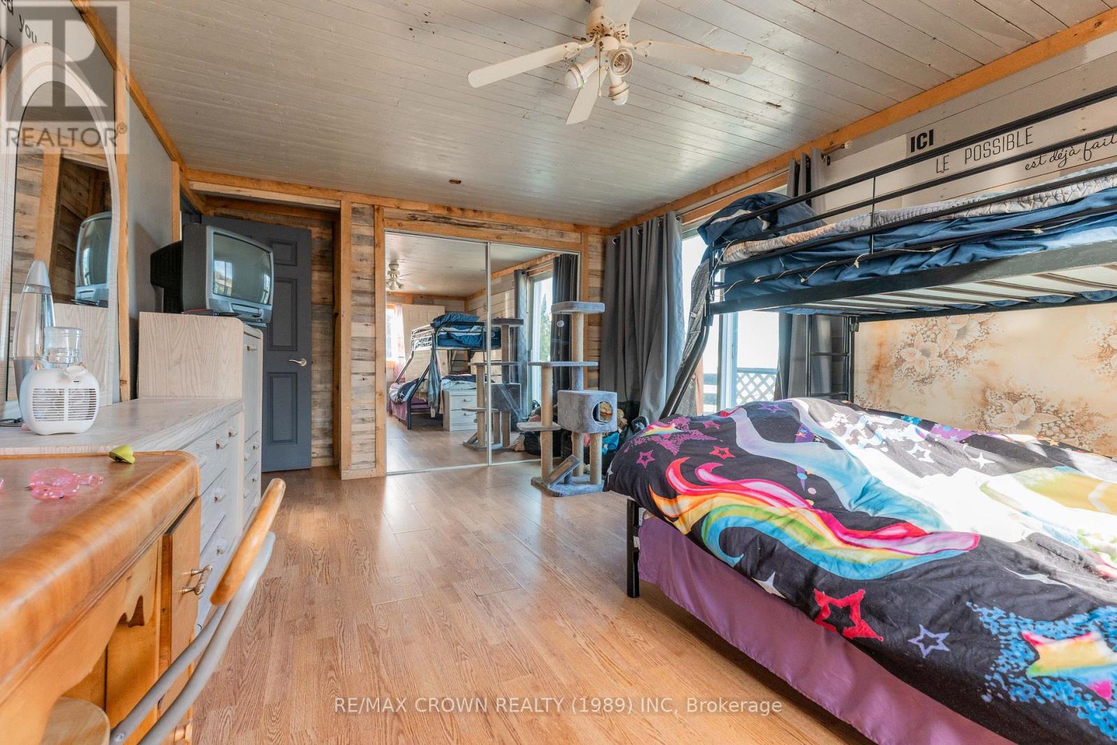 16 Shallow Lake Road E, Mattice-Val Cote, Ontario  P0L 1T0 - Photo 29 - T12535802