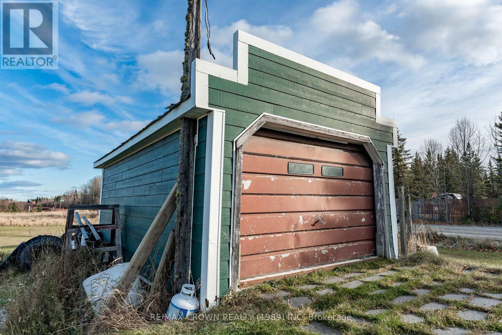 16 Shallow Lake Road E, Mattice-Val Cote, Ontario  P0L 1T0 - Photo 44 - T12535802