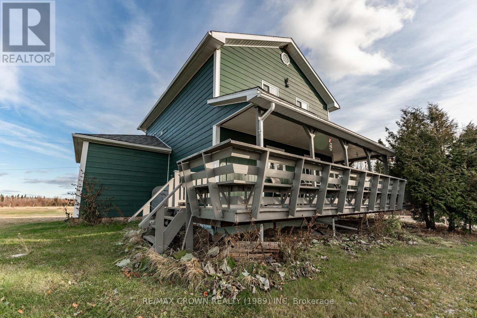 16 Shallow Lake Road E, Mattice-Val Cote, Ontario  P0L 1T0 - Photo 49 - T12535802