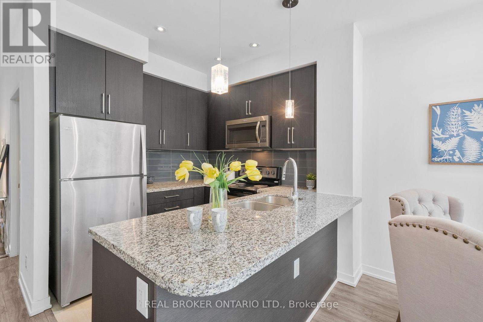 103 - 840 Queen's Plate Drive, Toronto, Ontario  M9W 6Z3 - Photo 7 - W12535766