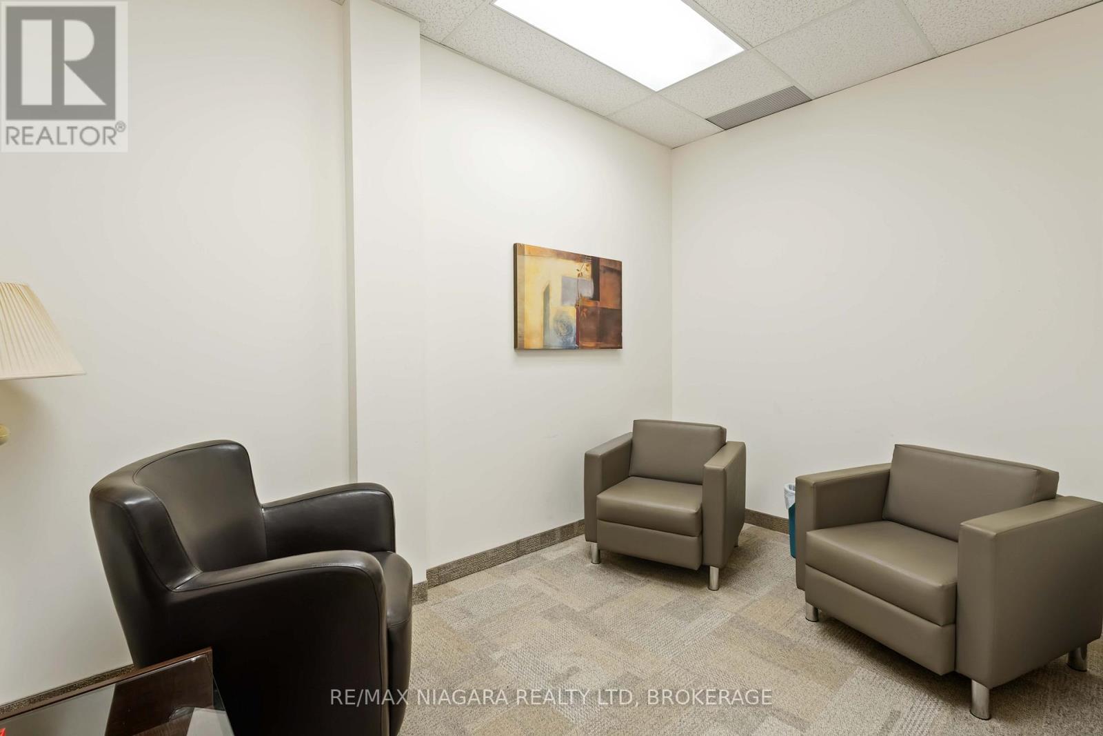 22 - 235 Martindale Road, St. Catharines, Ontario L2W 1A5 - Photo 14 - X12535878