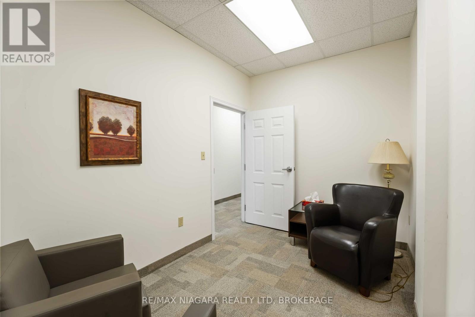 22 - 235 Martindale Road, St. Catharines, Ontario L2W 1A5 - Photo 15 - X12535878