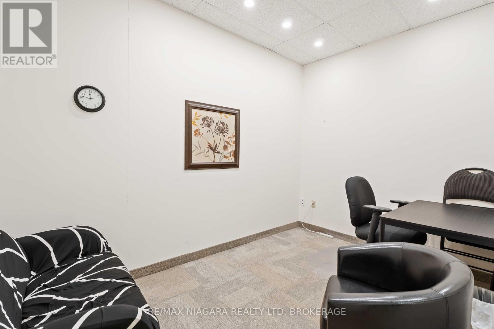 22 - 235 Martindale Road, St. Catharines, Ontario L2W 1A5 - Photo 16 - X12535878