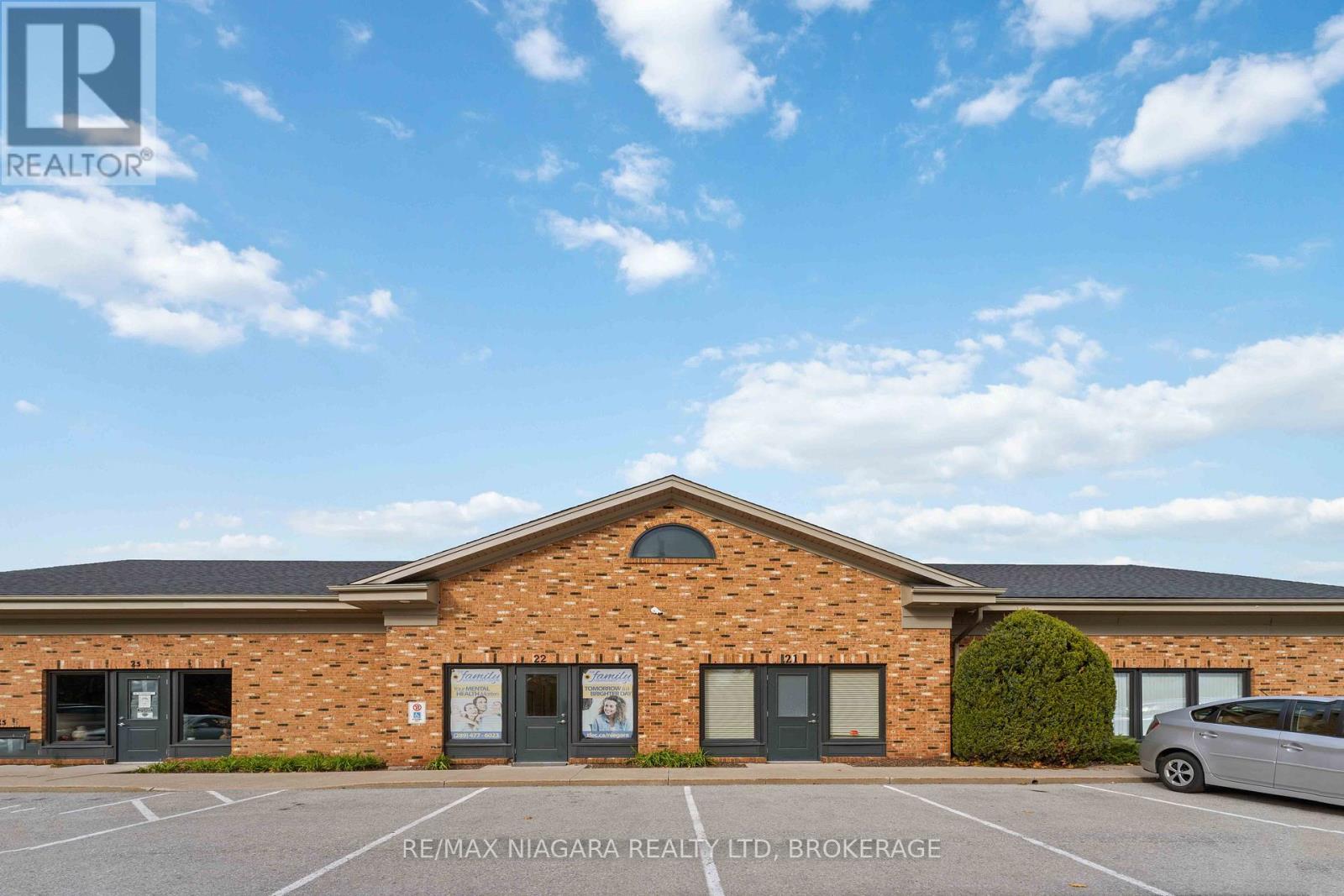 22 - 235 Martindale Road, St. Catharines, Ontario L2W 1A5 - Photo 5 - X12535878