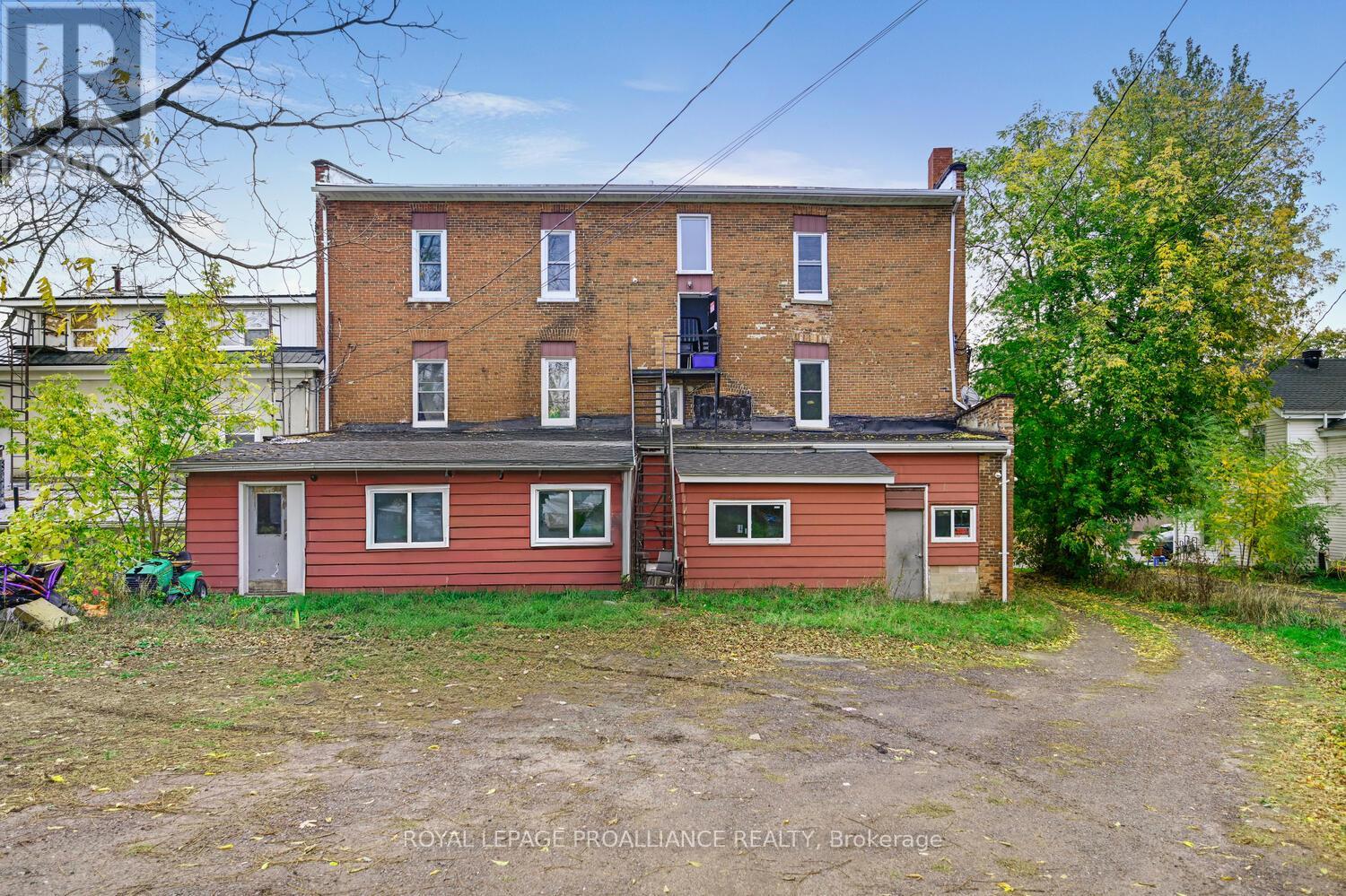 440 King Street W, Prescott, Ontario  K0E 1T0 - Photo 4 - X12535830