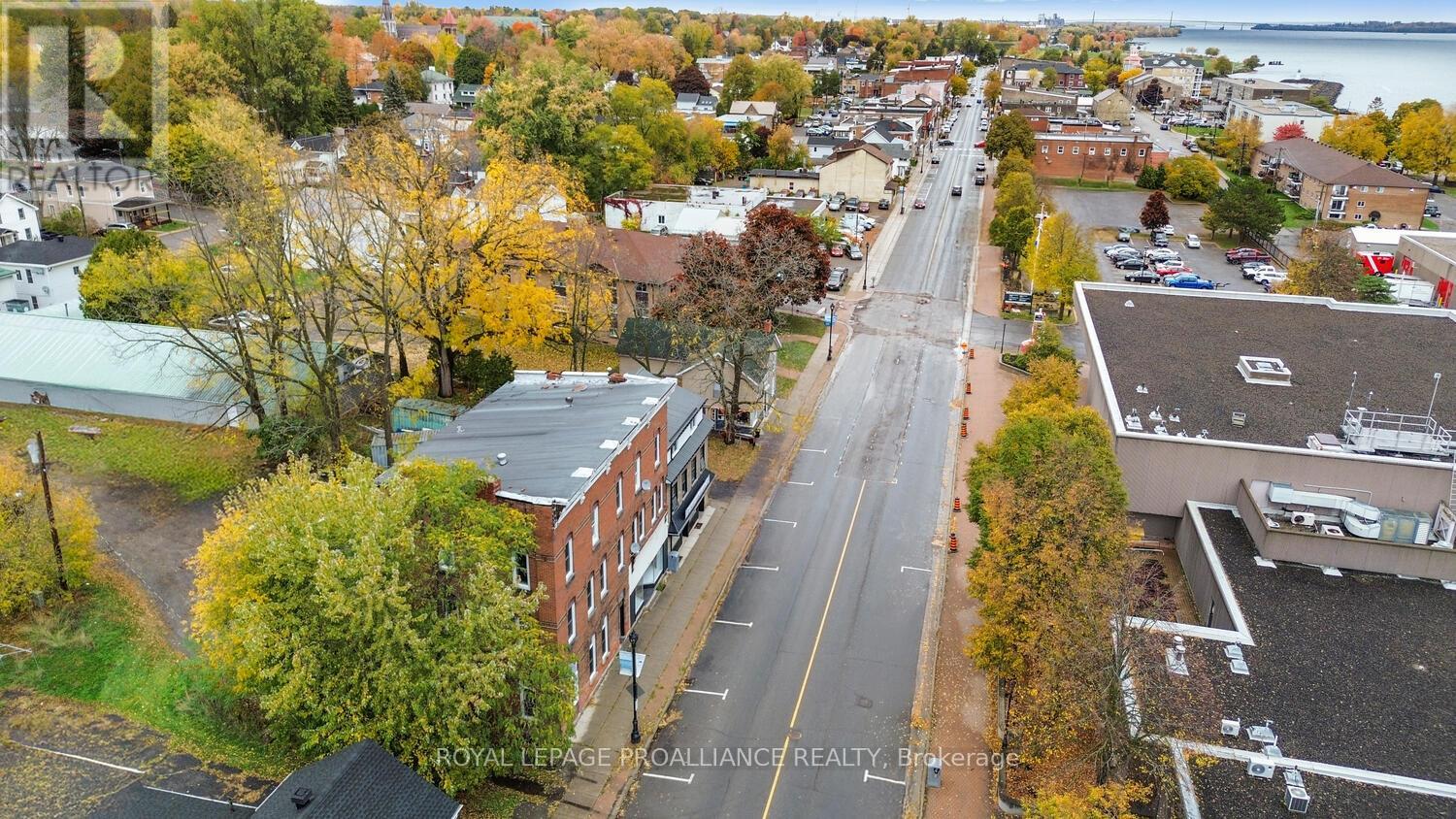 440 King Street W, Prescott, Ontario  K0E 1T0 - Photo 8 - X12535830