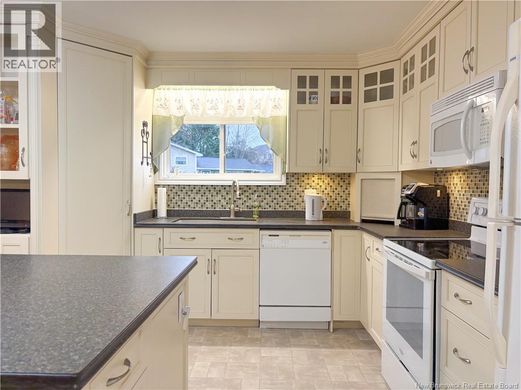 9 Crescent Gardens, Hartland, New Brunswick  E7P 1L9 - Photo 10 - NB129939