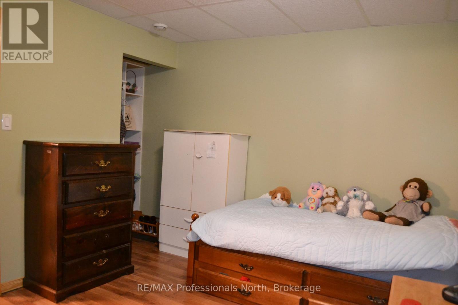 2315 Aspdin Road, Huntsville, Ontario  P0B 1M0 - Photo 14 - X12535840