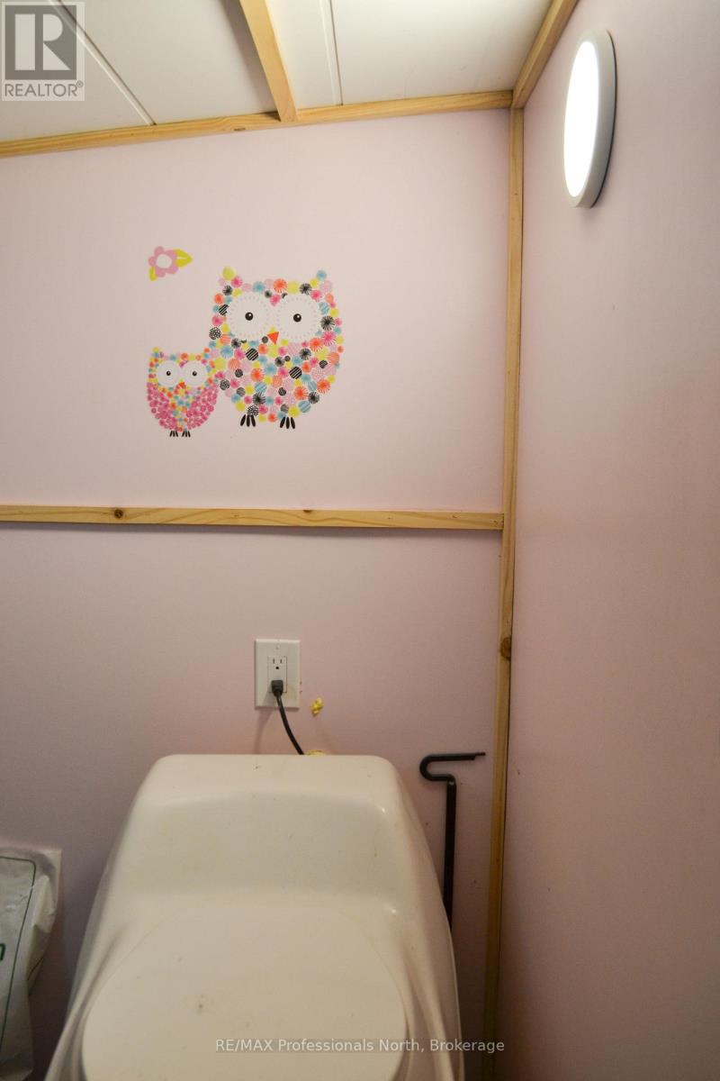 2315 Aspdin Road, Huntsville, Ontario  P0B 1M0 - Photo 28 - X12535840