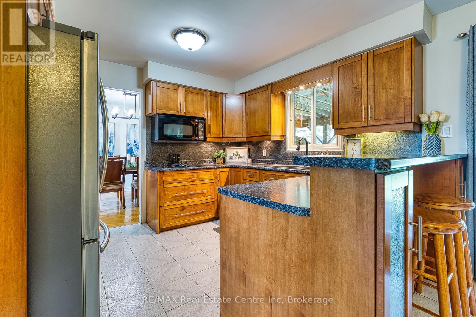 6617 Third Line, Centre Wellington, Ontario  N1M 2W4 - Photo 10 - X12535856