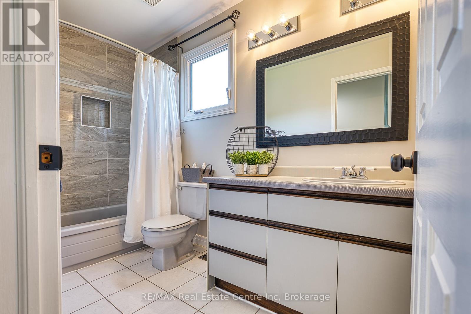 6617 Third Line, Centre Wellington, Ontario  N1M 2W4 - Photo 20 - X12535856