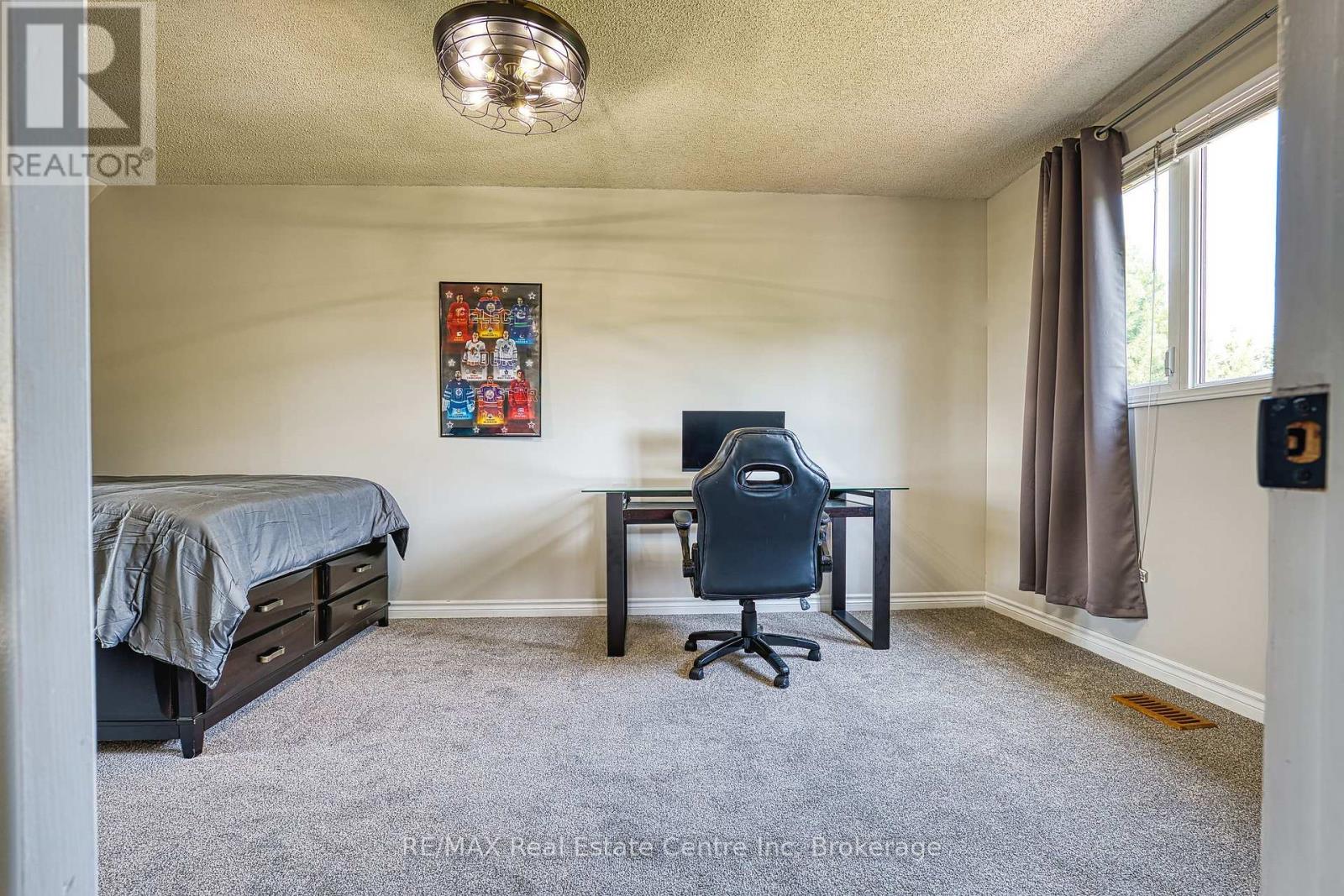 6617 Third Line, Centre Wellington, Ontario  N1M 2W4 - Photo 24 - X12535856