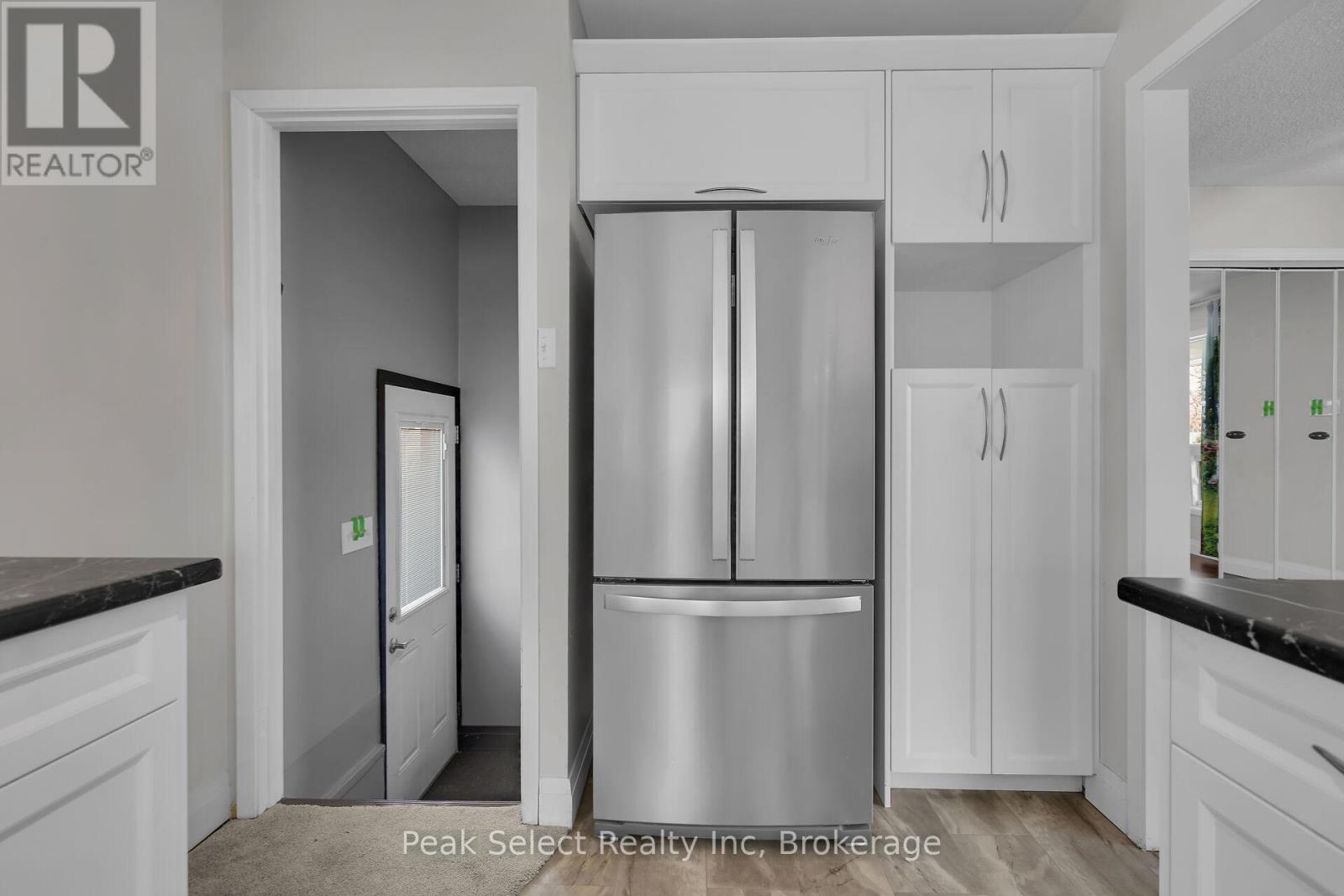 20328 Fairview Road, Thames Centre, Ontario  N0M 2P0 - Photo 10 - X12535862