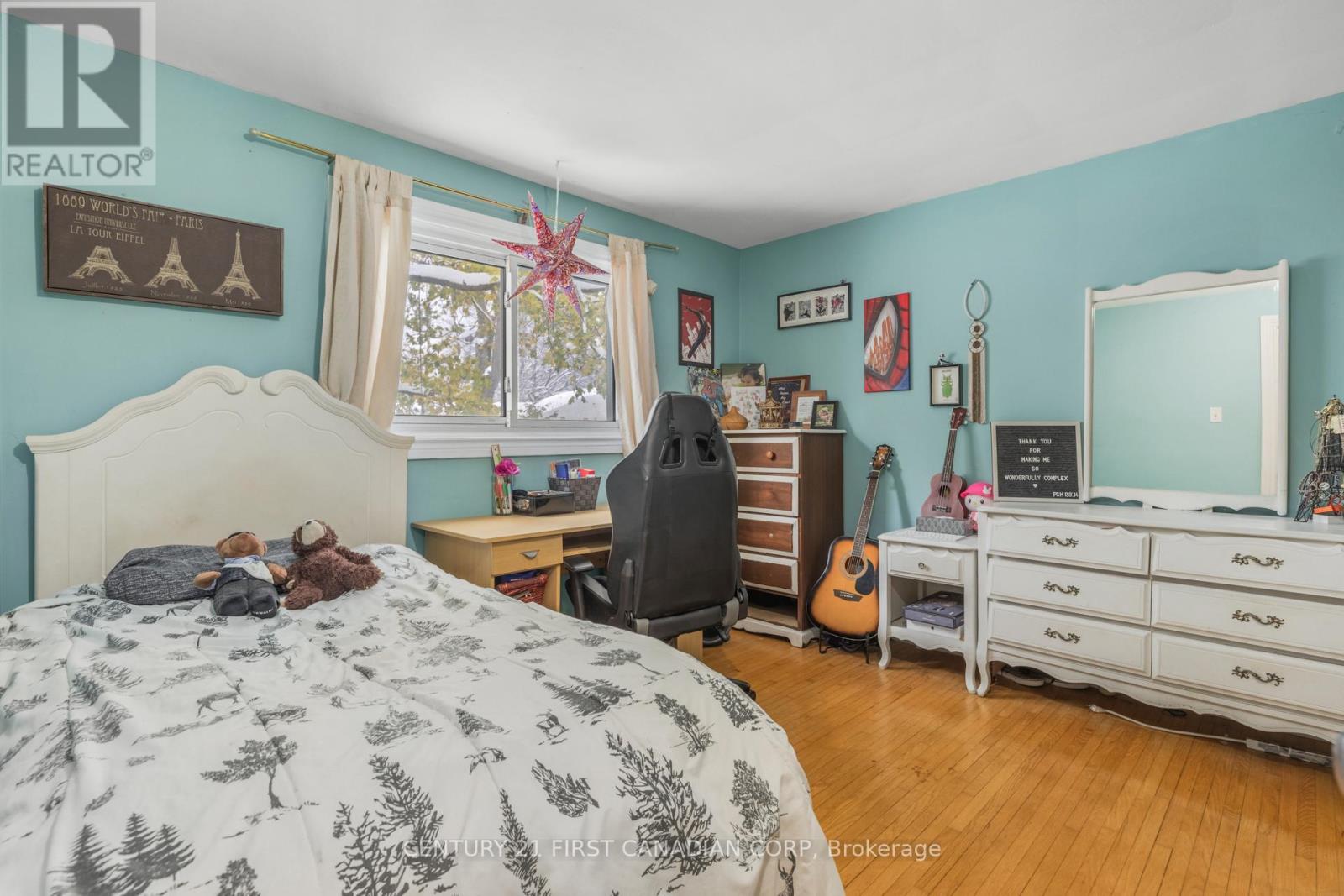 Photo 13 of 29 for 636 Glengyle Crescent