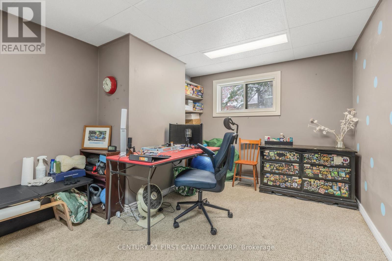 Photo 18 of 29 for 636 Glengyle Crescent