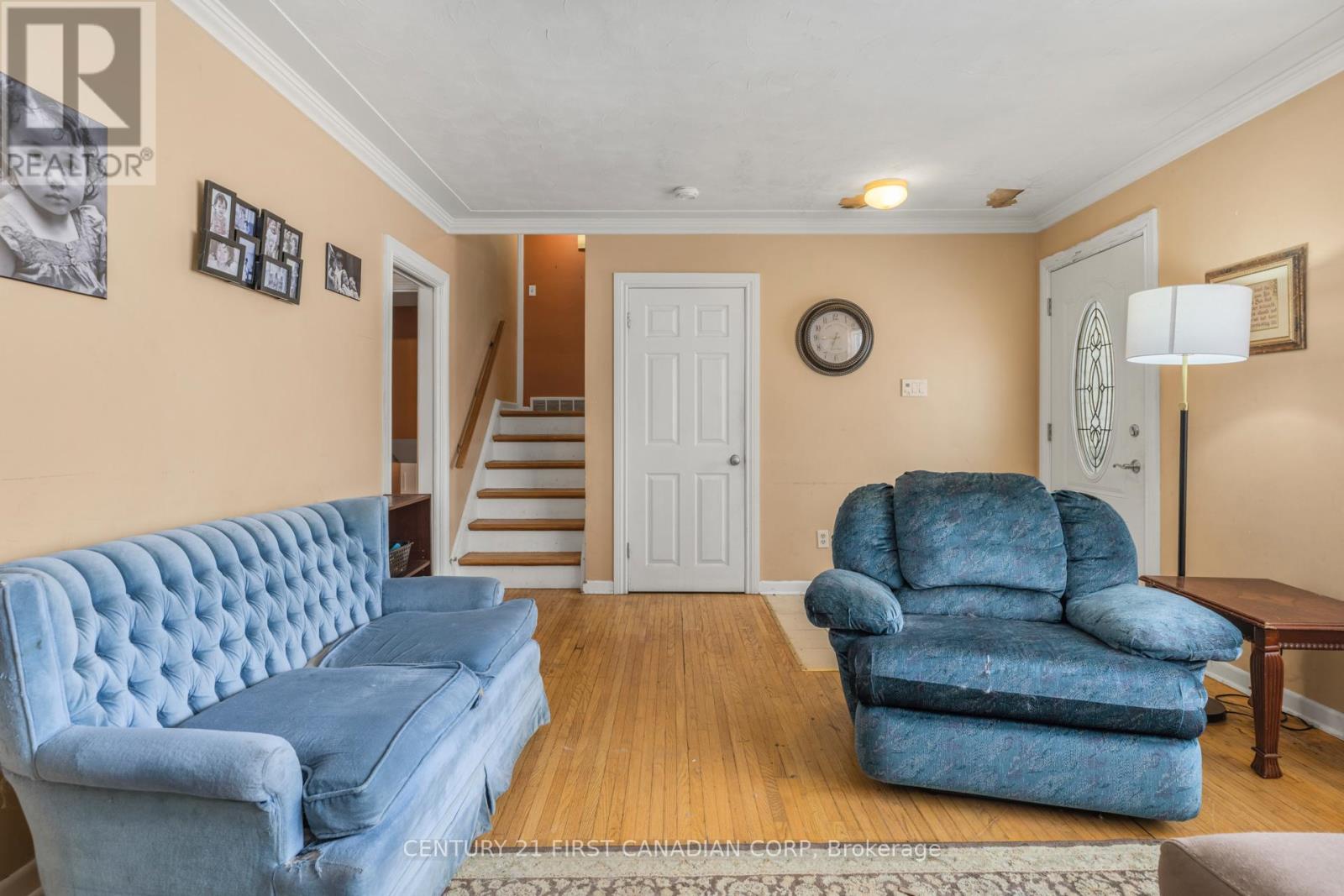 Photo 8 of 29 for 636 Glengyle Crescent