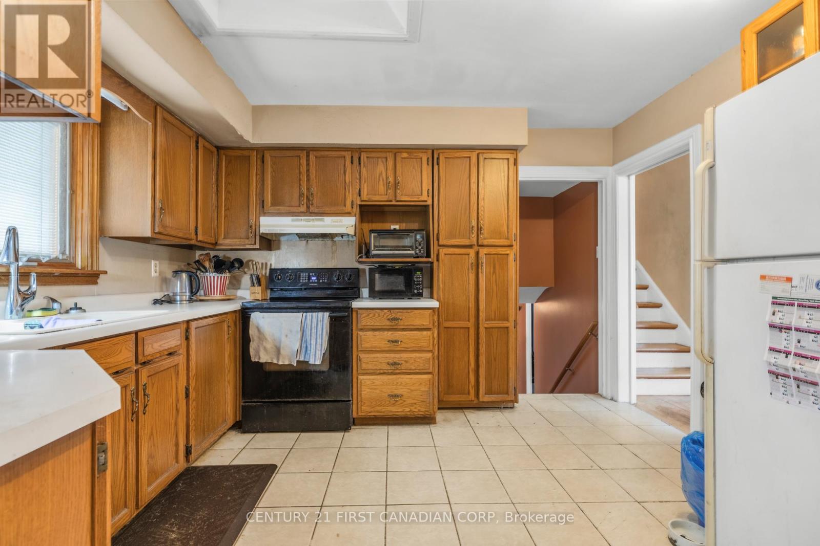 636 Glengyle Crescent, London North, Ontario  N5X 1X7 - Photo 10 - X12535056