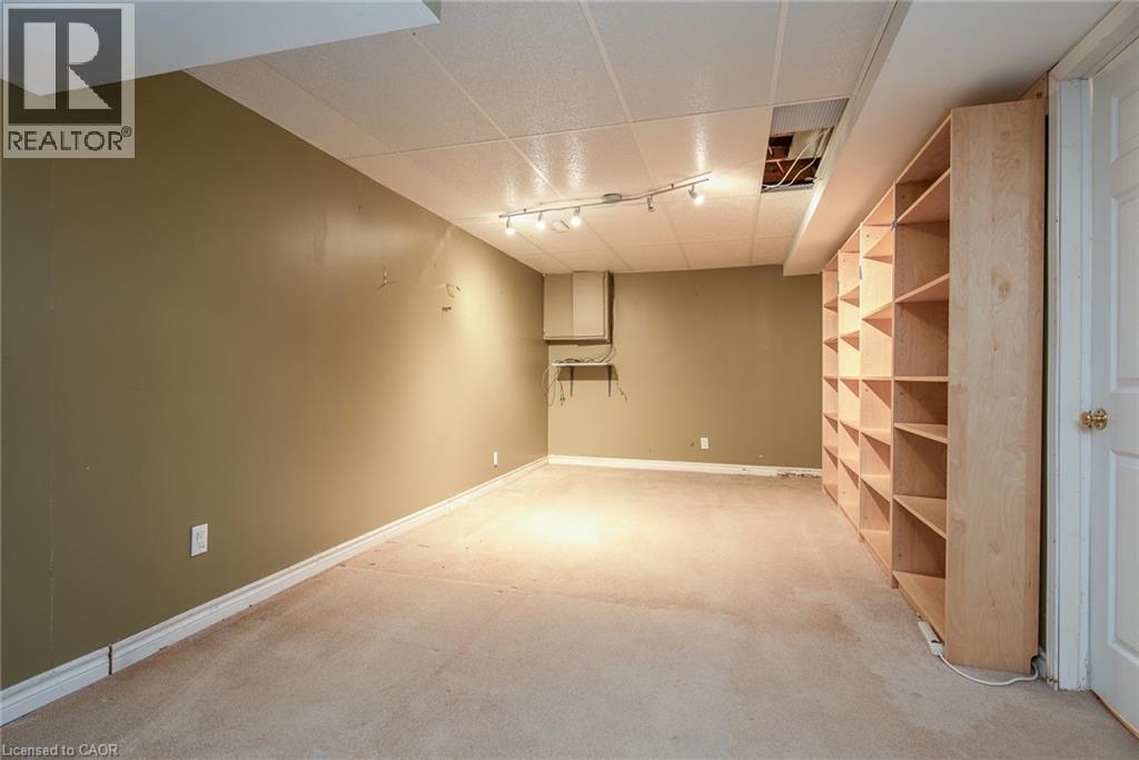 219 Deveron Crescent, London, Ontario  N5Z 4J7 - Photo 36 - 40785592