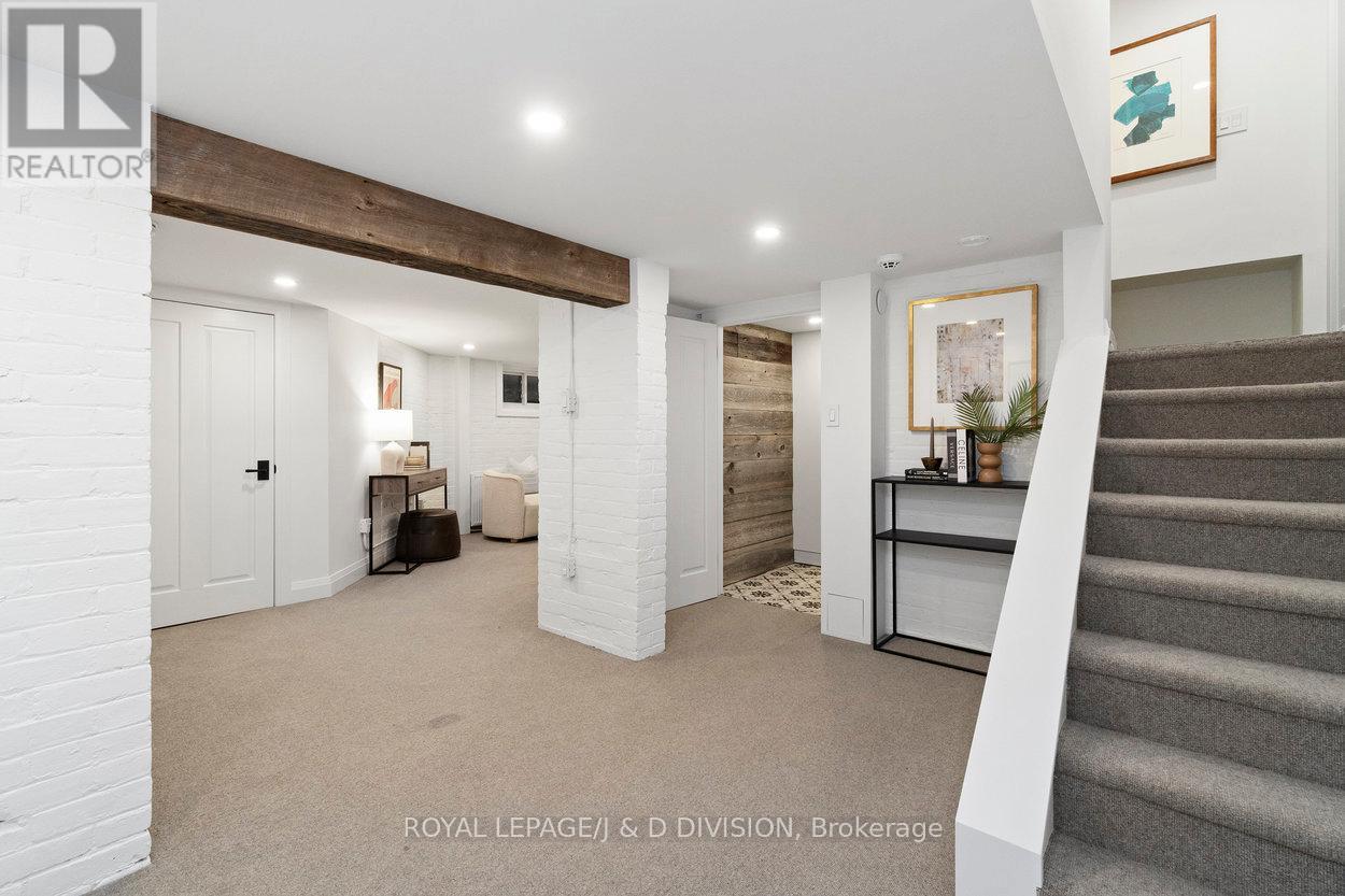 146 Balmoral Avenue, Toronto, Ontario  M4V 1J4 - Photo 38 - C12535790