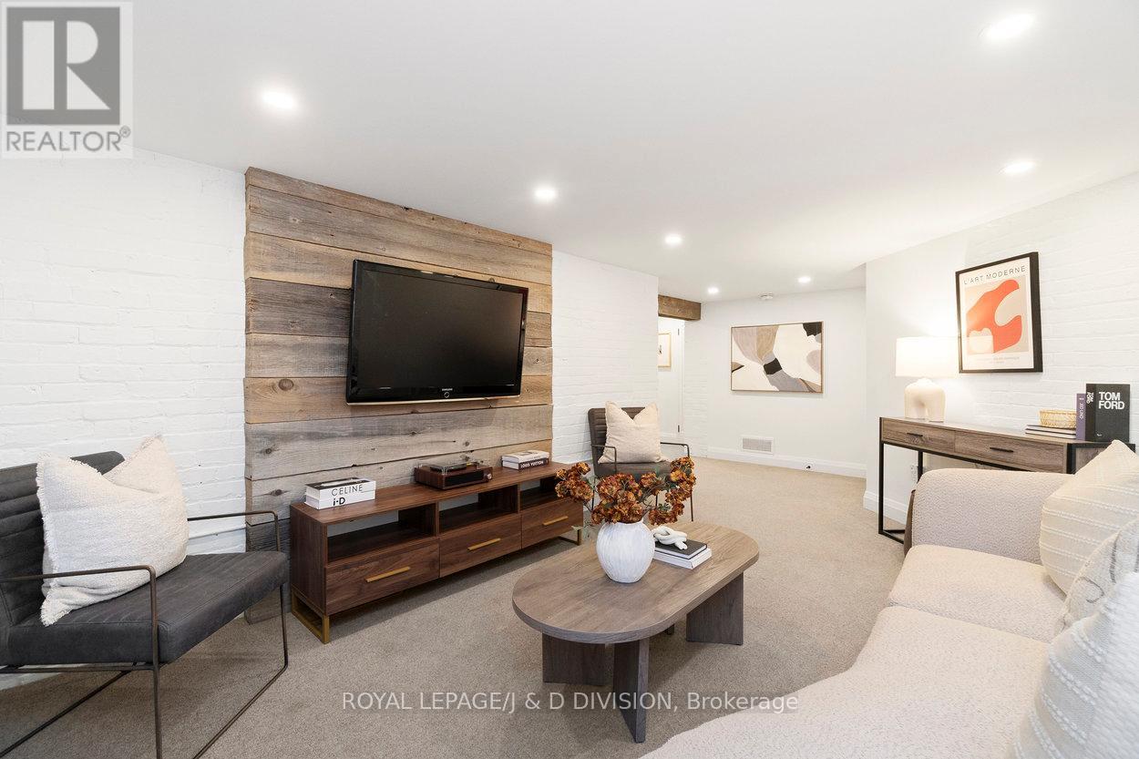 146 Balmoral Avenue, Toronto, Ontario  M4V 1J4 - Photo 40 - C12535790