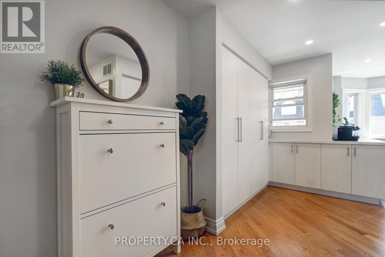 B - 42 Shank Street, Toronto, Ontario  M6J 3T9 - Photo 10 - C12535794