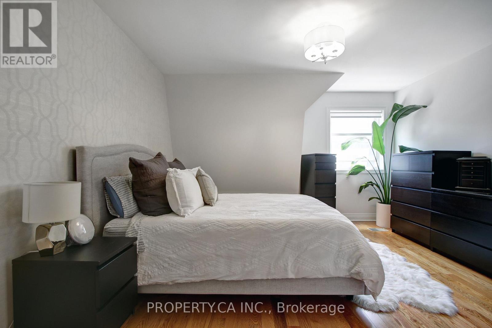 B - 42 Shank Street, Toronto, Ontario  M6J 3T9 - Photo 22 - C12535794