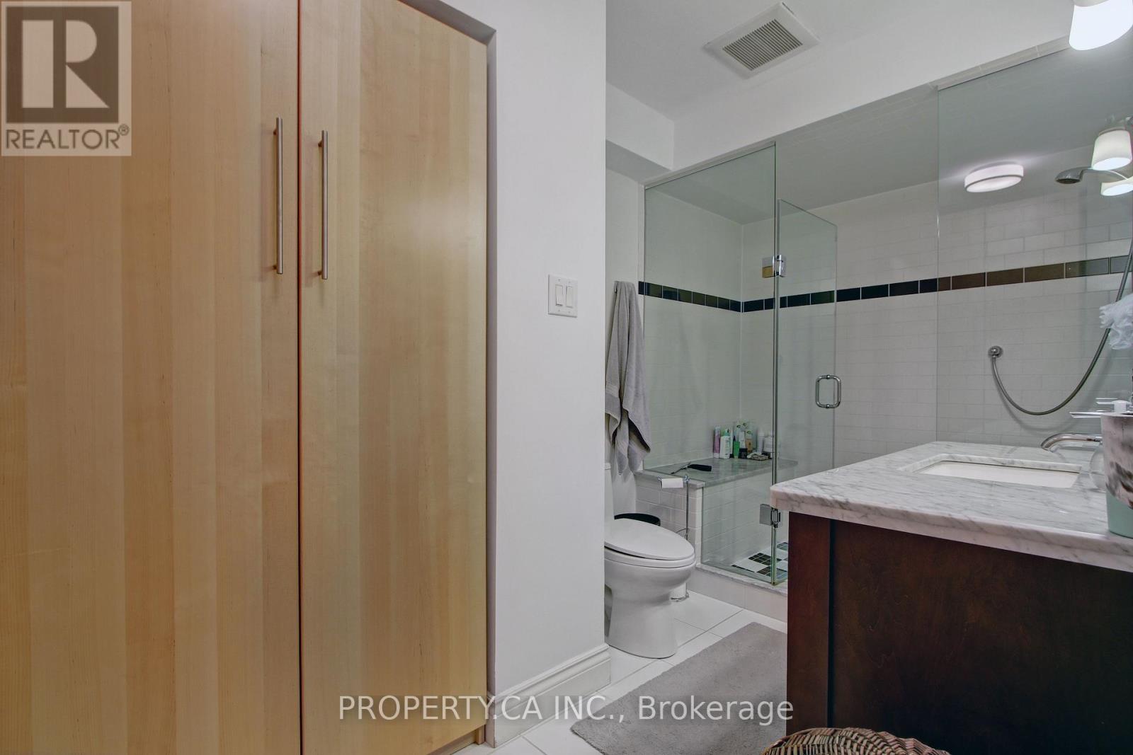 B - 42 Shank Street, Toronto, Ontario  M6J 3T9 - Photo 24 - C12535794