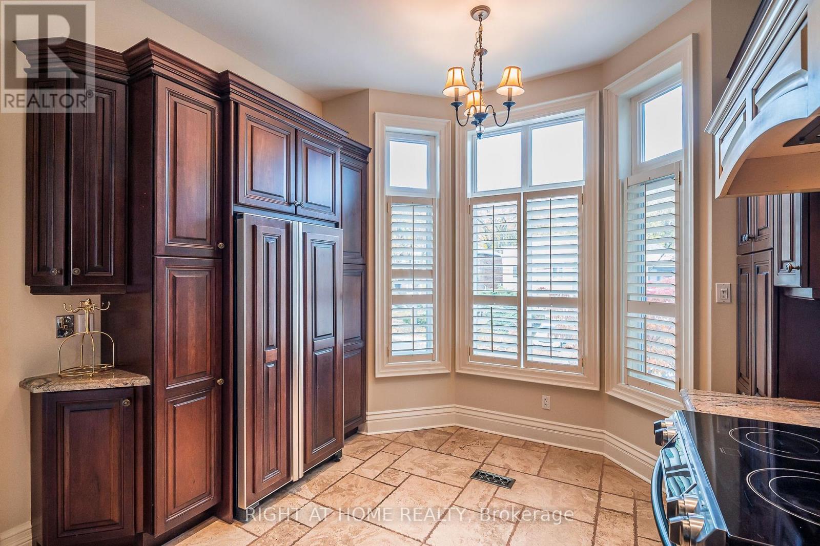 161 Cranbrooke Avenue, Toronto, Ontario  M5M 1M6 - Photo 17 - C12535852